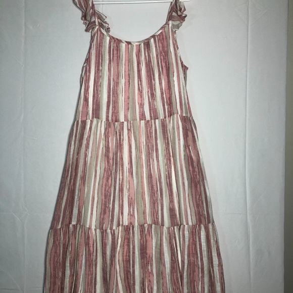 Robert Louis Dresses & Skirts - Robert Louis Tier Pull On Dress Size L (G)